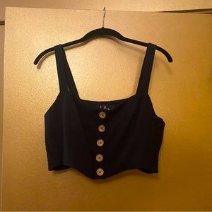 Lulu’s L Black Crop Top